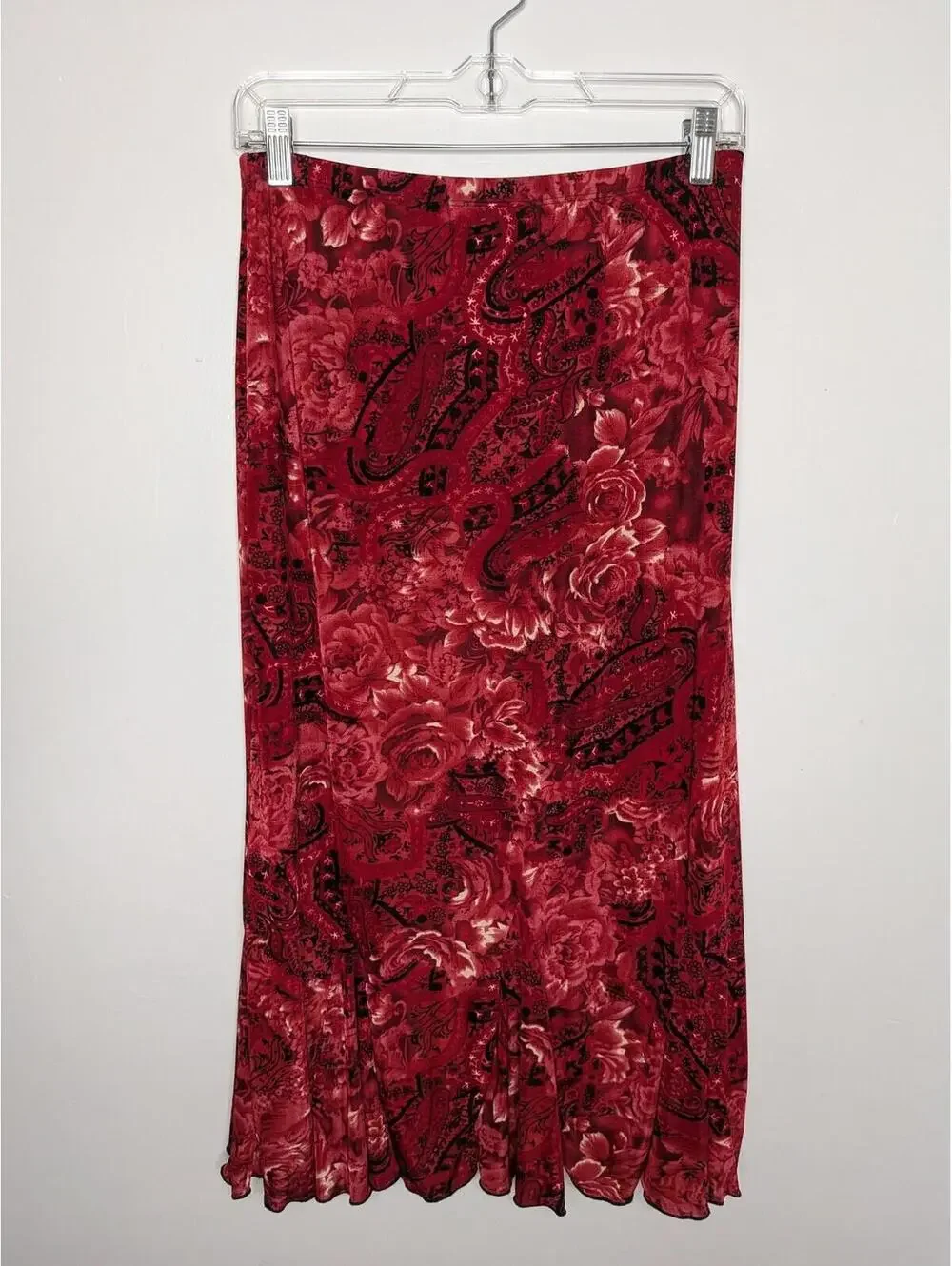 Susan Lawrence Skirt Womens L Red Floral Paisley Knit Long Ruffle Hem Boho USA